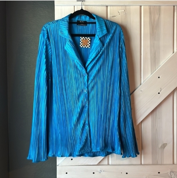 Dressed in LALA Long Sleeve Pilessè Set in Electric Blue - Picture 6 of 8